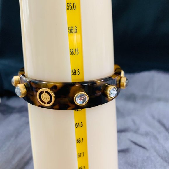 Tory Burch bracelet T series simple commuting big-budget resin bracelet - Picture 4 of 12